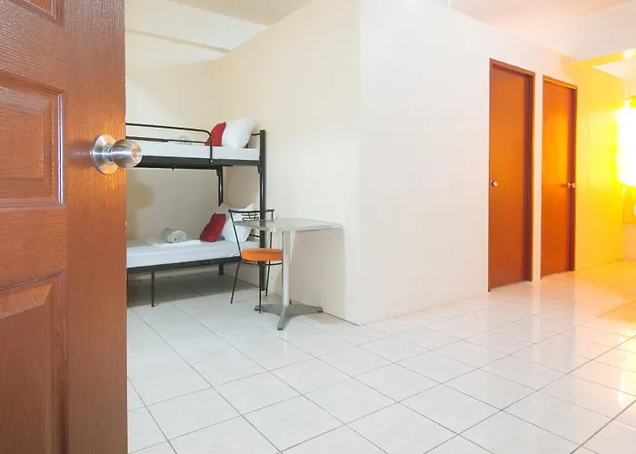Reddoorz @ Caberto Mansion De Condotel Hotel Manila