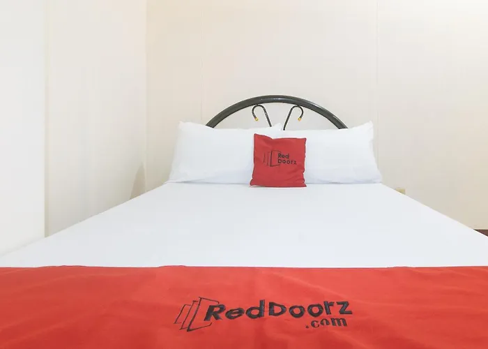 Hotel Reddoorz @ Caberto Mansion De Condotel