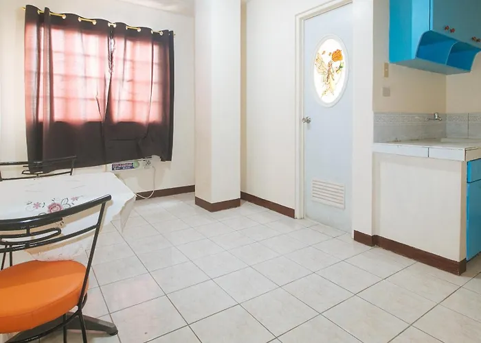 Hotel Reddoorz @ Caberto Mansion De Condotel Manila