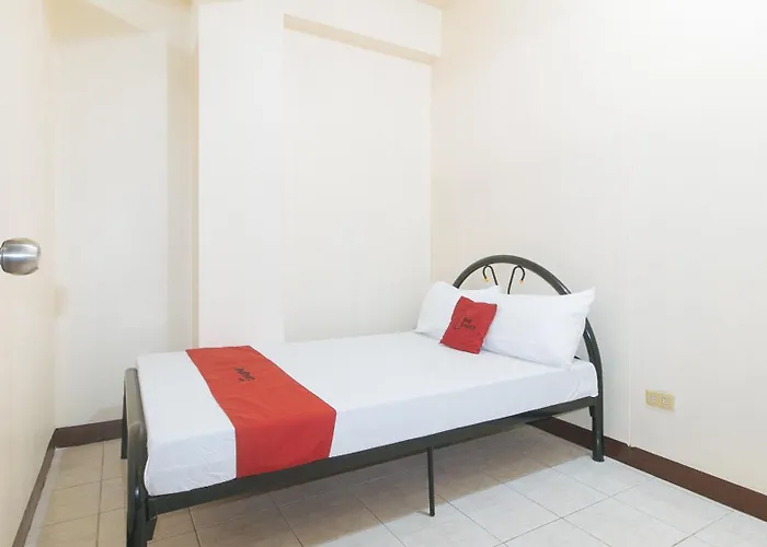 Hotel Reddoorz @ Caberto Mansion De Condotel Manila