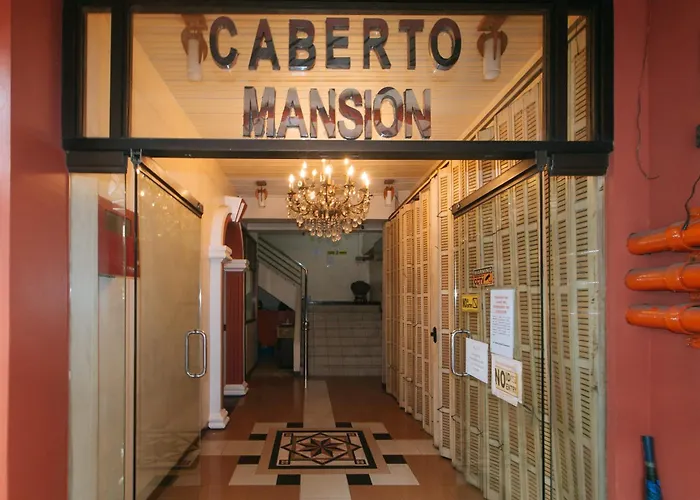 Reddoorz @ Caberto Mansion De Condotel